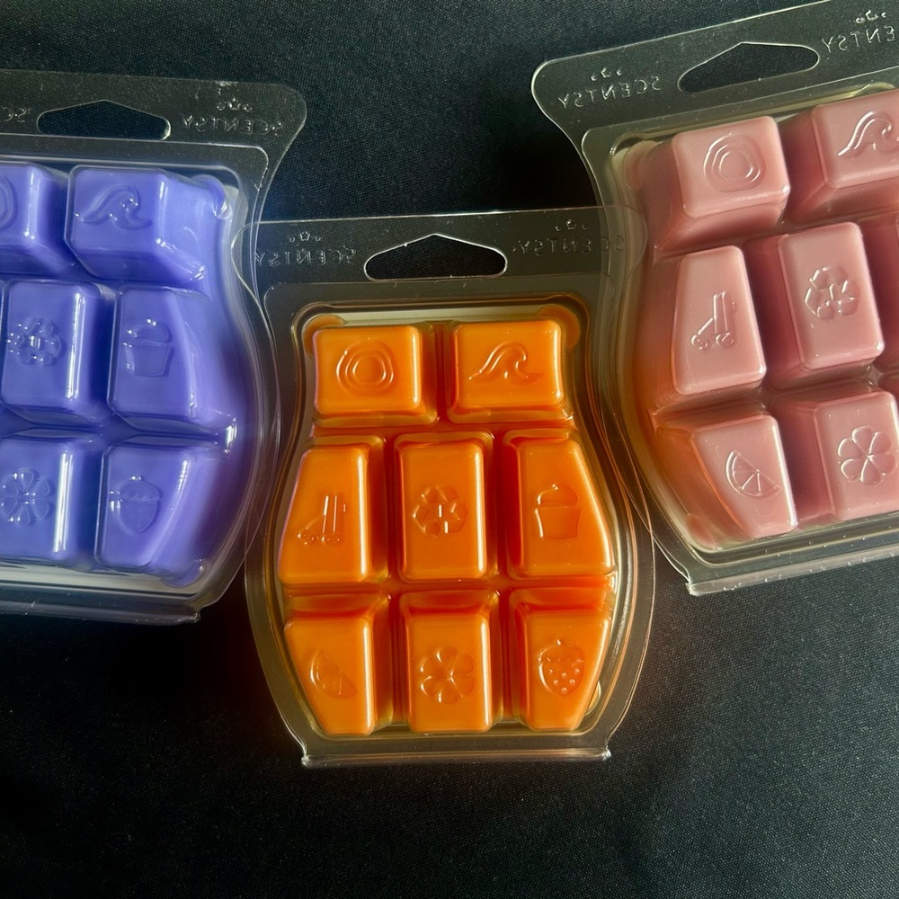 💜Scentsy Wax Trio! Looney Tunes, Monsters Inc. & Willy Wonka! - Picture 2 of 5